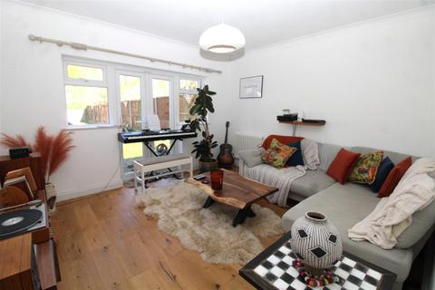 3 bedroom detached bungalow for sale, Elmfield Road, Potters Bar EN6