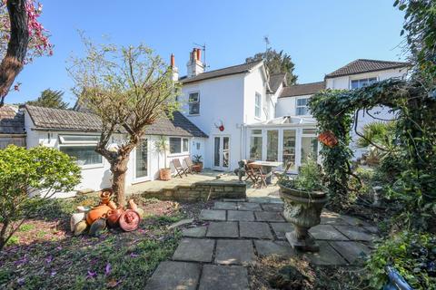 6 bedroom semi-detached house for sale, London Road, Burgess Hill, RH15