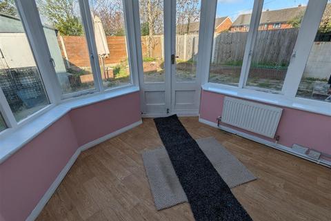 3 bedroom semi-detached house for sale, Morant Road, Chadwell St.Mary