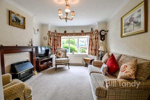 3 bedroom semi-detached house for sale, Birmingham Road, Shenstone, Lichfield, WS14