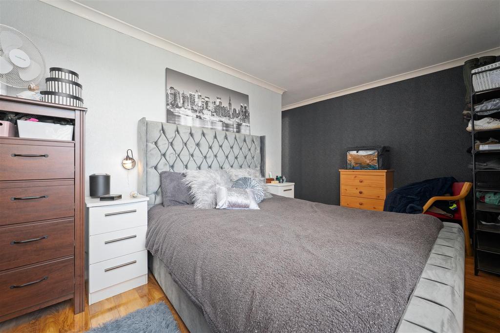 75 Forker Avenue 014.JPG