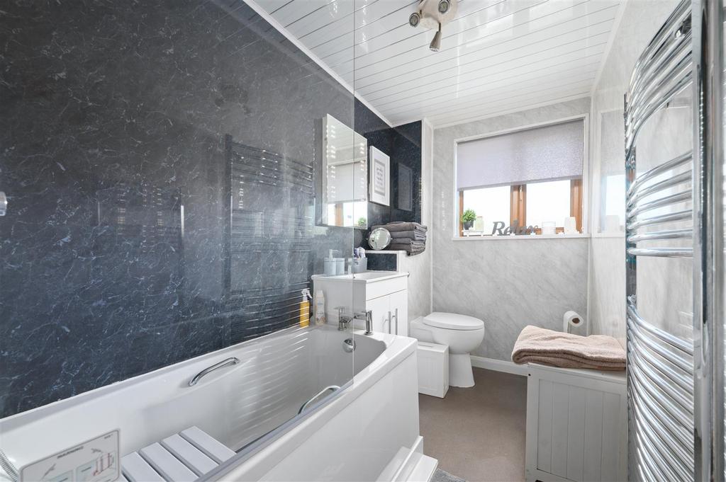 75 Forker Avenue 011.JPG