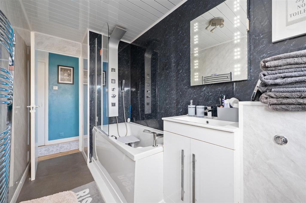75 Forker Avenue 012.JPG