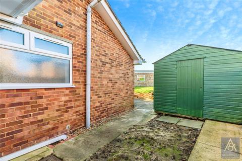 2 Elm Drive, Deanshanger, Milton Keynes, MK19 6JF