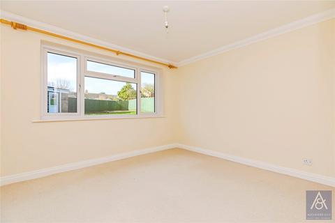 2 Elm Drive, Deanshanger, Milton Keynes, MK19 6JF