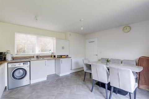 undefined, Arkwright Walk, The Meadows NG2
