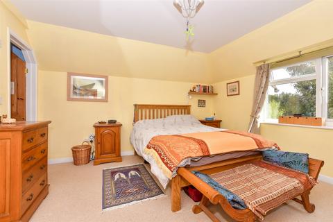 1 Lees Terrace, Old Wives Lees, Canterbury, CT4 8AN