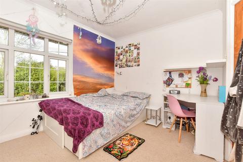 1 Lees Terrace, Old Wives Lees, Canterbury, CT4 8AN