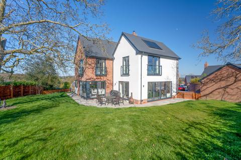 3 bedroom detached house for sale, Walnut Grove, Bliss Gate nr Bewdley, DY14