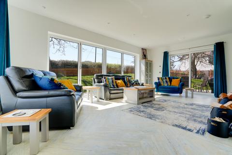 3 bedroom detached house for sale, Walnut Grove, Bliss Gate nr Bewdley, DY14