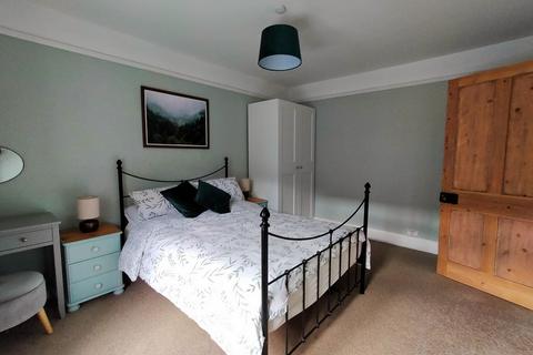 undefined, Crossmead, Lynton