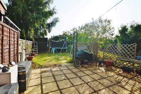 undefined, Gascons Grove, Slough