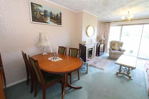 2 bedroom semi-detached bungalow for sale, Quorn Crescent, Stourbridge DY8