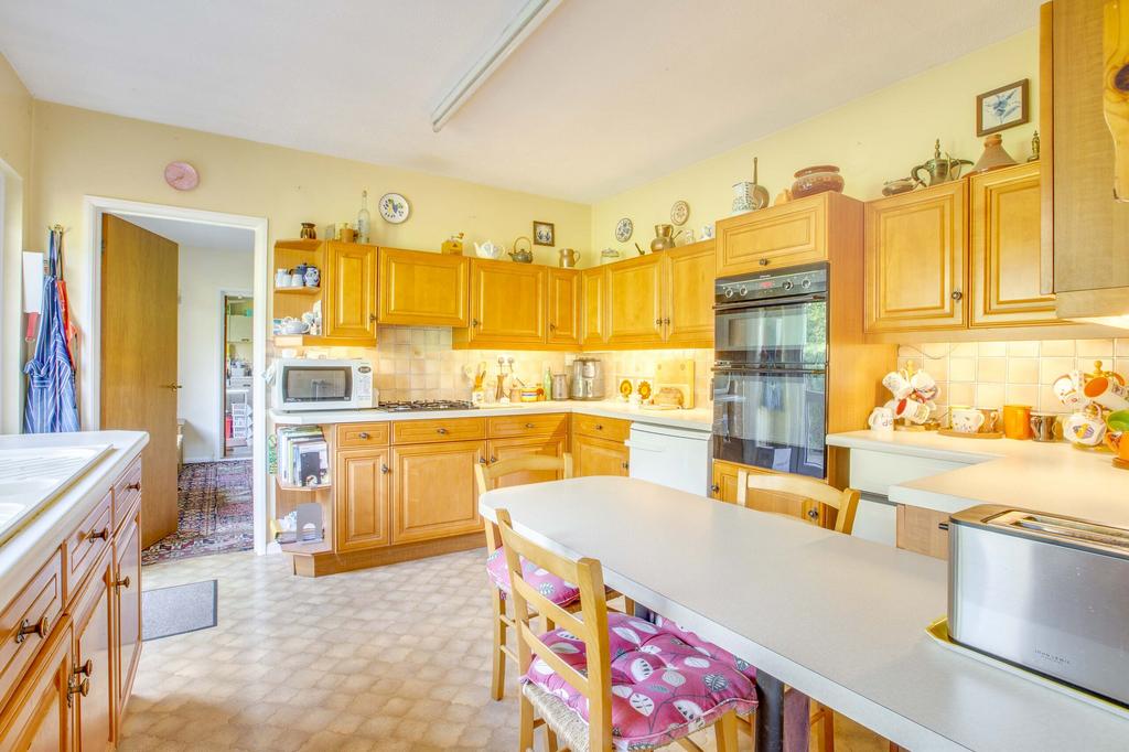 48 Marlow Bottom SL7 3 NB (LOW RES)-14