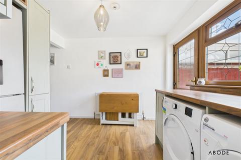 112 Bentley Road, Uttoxeter, ST14 7NQ