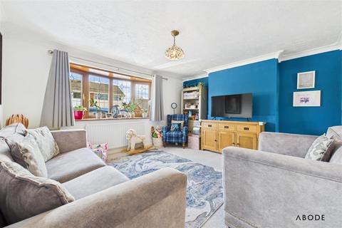 112 Bentley Road, Uttoxeter, ST14 7NQ