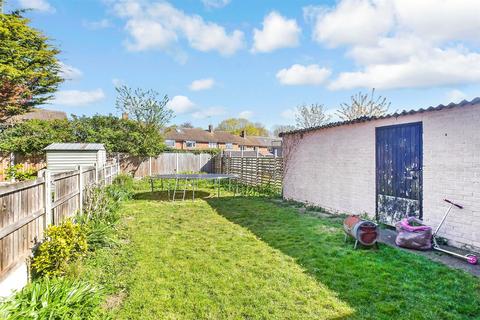 83 Maplestead, Basildon, SS14 2ST