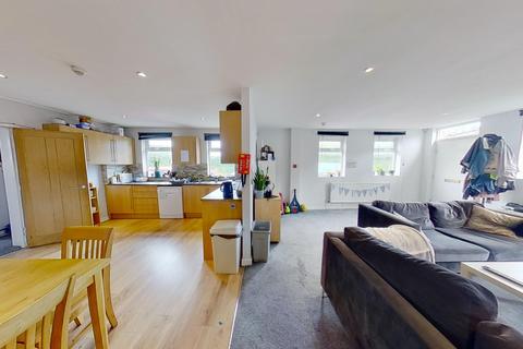Newport View, Burley, LEEDS