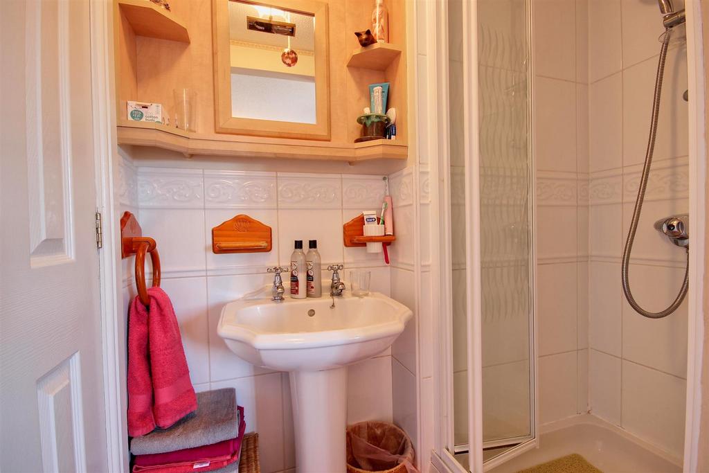 En suite shower room