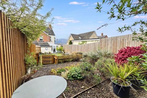 2 bedroom end of terrace house for sale, Grosvenor Road, Abergavenny, NP7