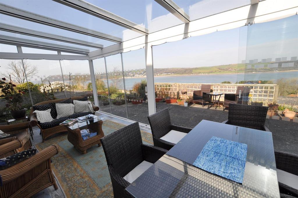 Garden room