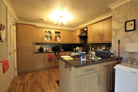 4 bedroom house to rent, Habgood Drive, Durham DH1