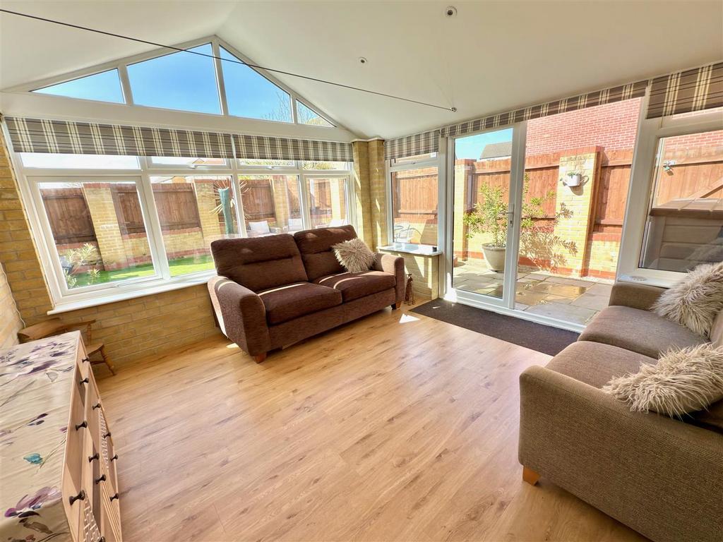 GARDEN ROOM.jpg