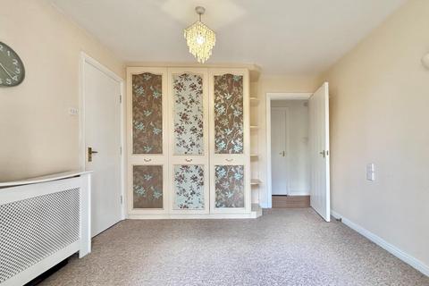 2 bedroom flat for sale, Belvedere Gardens, Benton, Newcastle upon Tyne, NE12