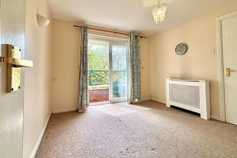 2 bedroom flat for sale, Belvedere Gardens, Benton, Newcastle upon Tyne, NE12