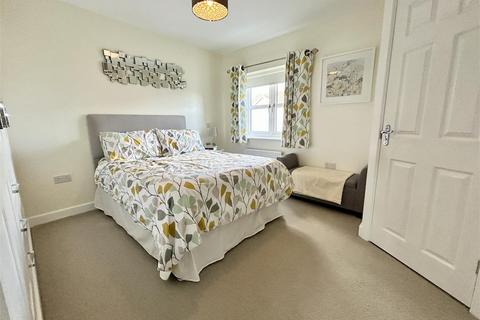 2 Barley Fields Close, Garforth, Leeds, LS25 1DT