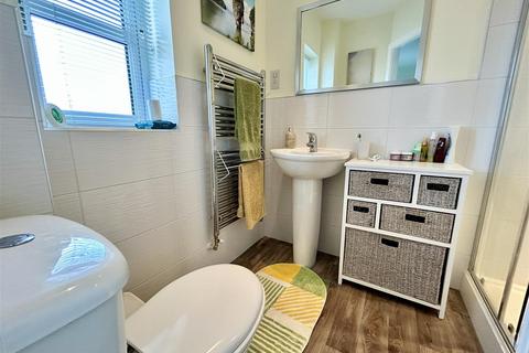 2 Barley Fields Close, Garforth, Leeds, LS25 1DT