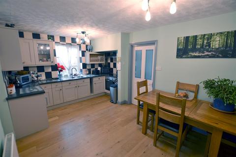 3 bedroom semi-detached house for sale, Caswell Road, Leominster