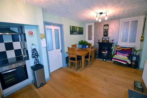 3 bedroom semi-detached house for sale, Caswell Road, Leominster