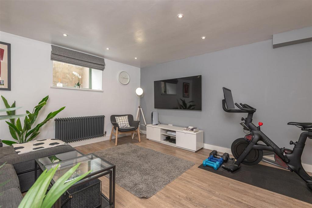 Cinema/Games Room/Home Gym