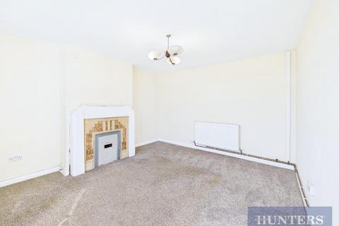 2 bedroom end of terrace house for sale, Main Street, Cayton, Scarborough