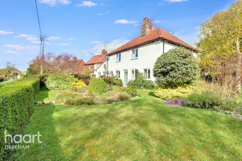 3 bedroom character property for sale, Castle Acre Road, Great Dunham