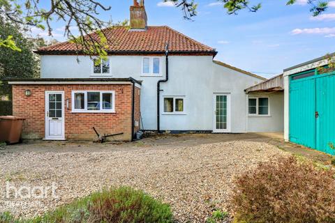 3 bedroom character property for sale, Castle Acre Road, Great Dunham