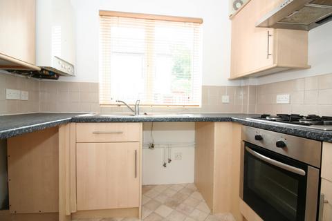 2 bedroom semi-detached house to rent, Kinver Street, Stourbridge DY8