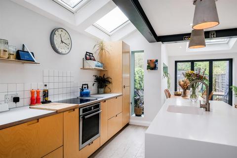 16 Wadley Road, London, E11 1JF