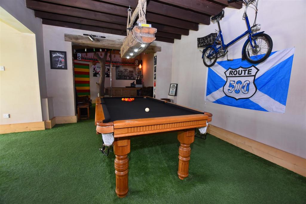 Outside Games - Bar Room.JPG