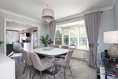 2 The Paddock, Timperley, Altrincham, WA15 7NR