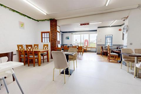 4 bedroom terraced house for sale, Weston Road, Portland