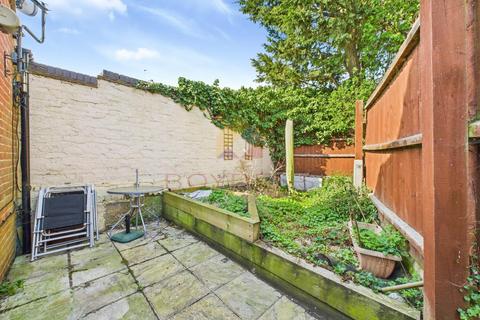 2 bedroom detached house for sale, Granville Road, Colchester CO1
