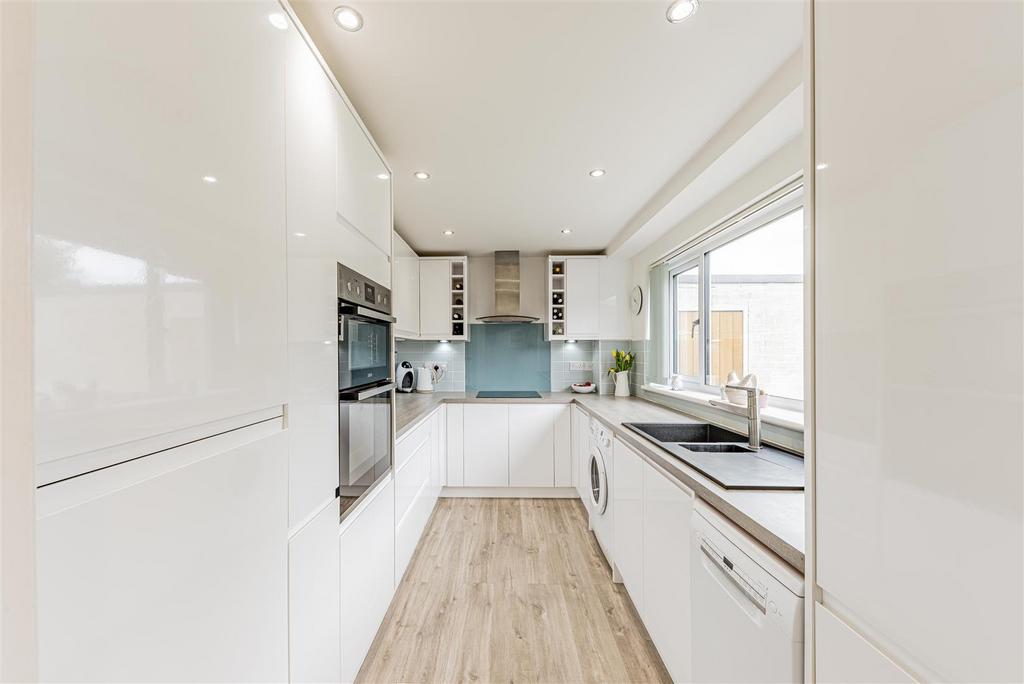 Windermere Avenue Ramsgate, 3 bed semi detached ho