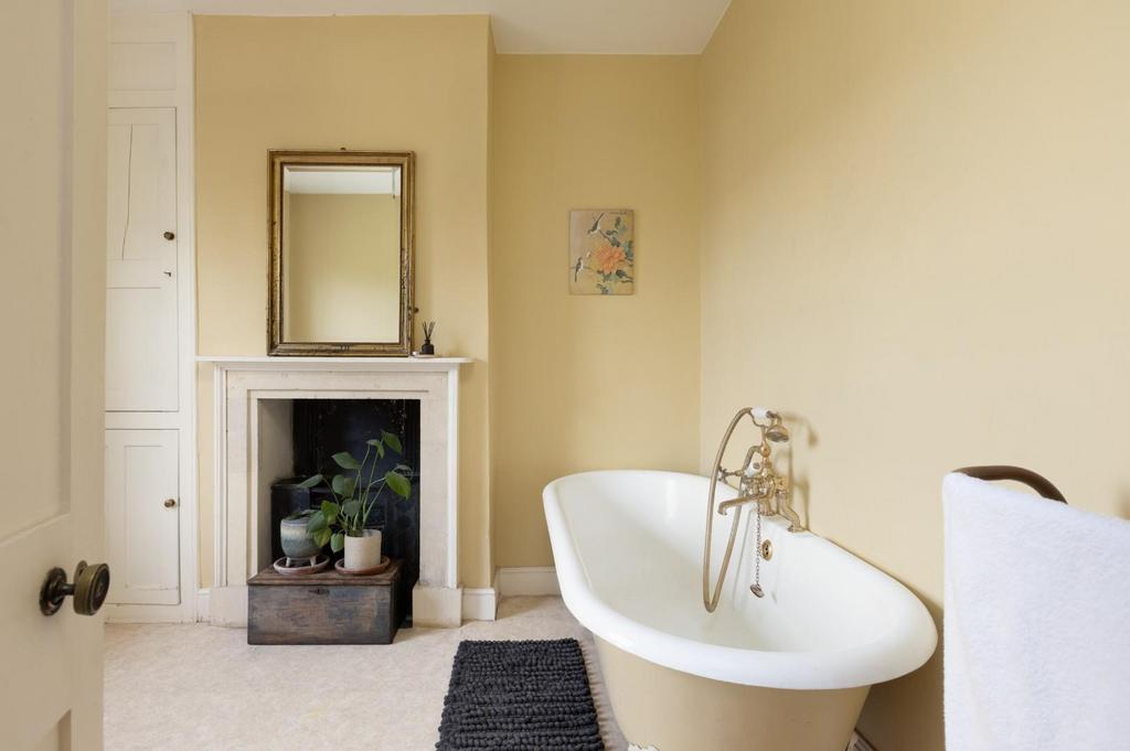 332 Stapleton Road-19.jpg