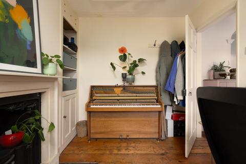 332 Stapleton Road, Bristol, BS5 0NN