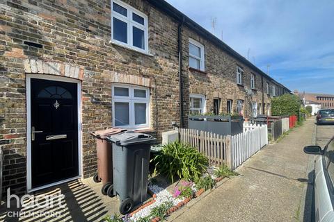 2 bedroom terraced house to rent, Townfield Street, Chelmsford