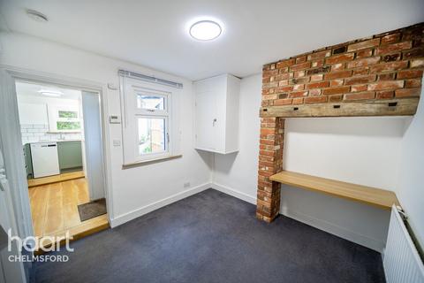 2 bedroom terraced house to rent, Townfield Street, Chelmsford