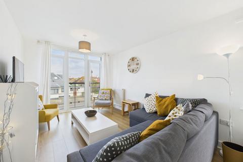 2 bedroom flat for sale, Drake House, 21, Eirene Road, Goring-by-Sea, Worthing, BN12