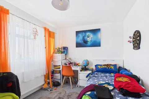 2 bedroom end of terrace house for sale, Beacon Road, Chatham ME5